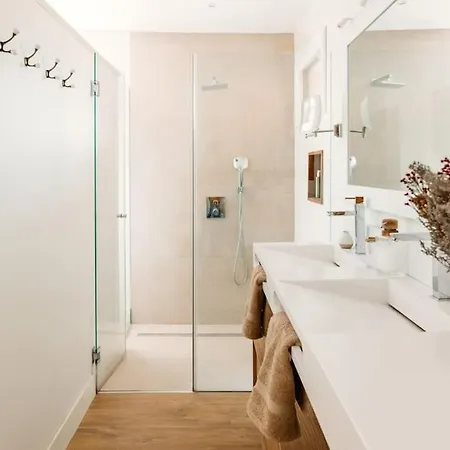 Vivienda Marina. * 拉克鲁斯